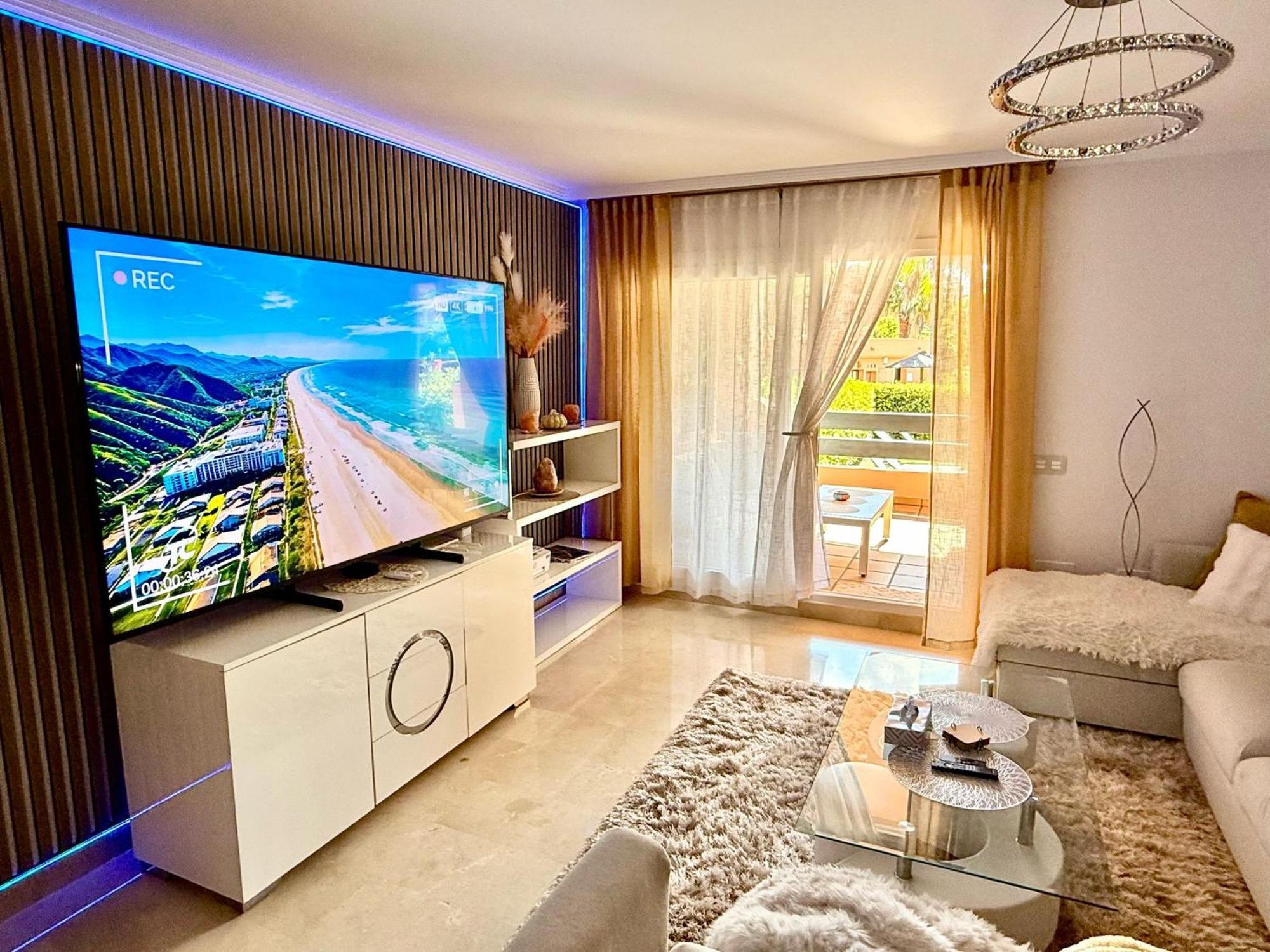 Casares Beach Golf Apartment With Private Garden Direct Pool Access ภายนอก รูปภาพ